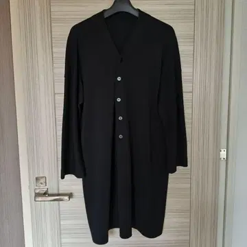 요건 레일 블랙 새상품급 모 100% 루즈핏 V넥 튜닉 바바구리