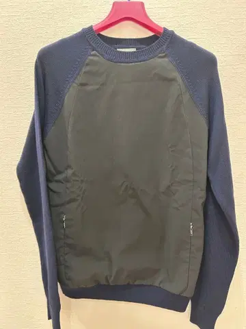 초특가! 네이비 래글런 슬리브 니트 스웨터