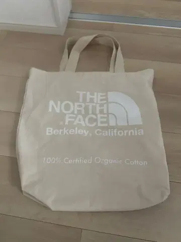 THE NORTH FACE 토트백 베이지