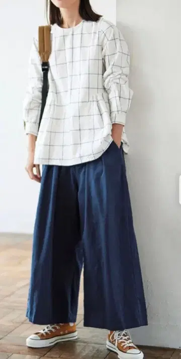 써니클라우드 츠다 씨의 체크 상의 코디네이트 세트