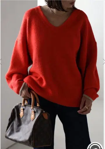 오버 사이즈 V넥 니트 오렌지 봉쥬르 사간