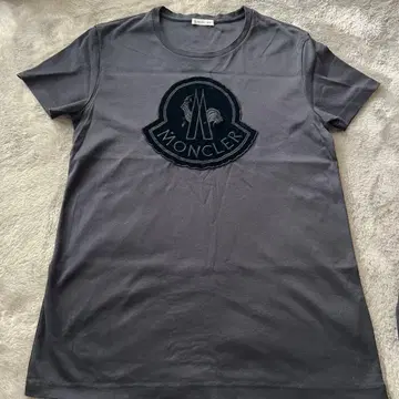 MONCLER 그레이 T셔츠 로고 자수
