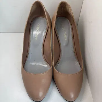 세르지오 로시 베이지 하이힐 펌프스