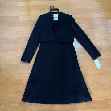 (미사용) PERSON'S 블랙 원피스 수트