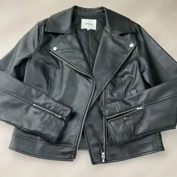 COTORICA. 블랙 라이더 자켓 F