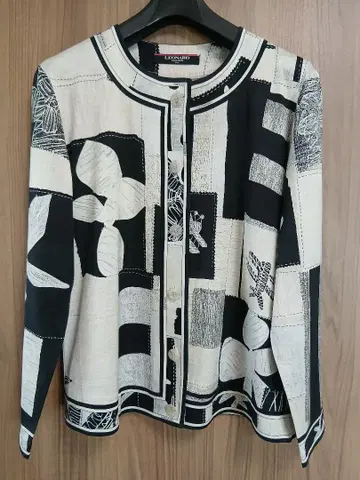 새상품급 레오나르 가디건 L 면 100%