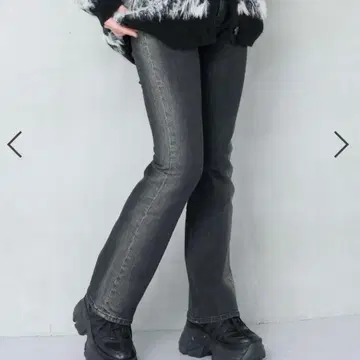 페이지 보이 PAGEBOY 립 스키니 데님 가공 블랙 M