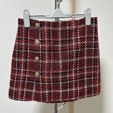 ZARA 체크 무늬 미니 스커트