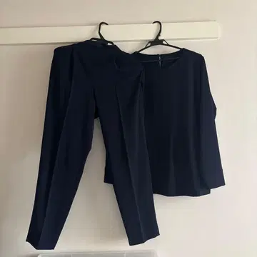 어반 리서치 도어 네이비 셋업