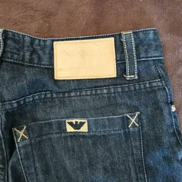 엠포리오 아르마니 스트레이트 데님