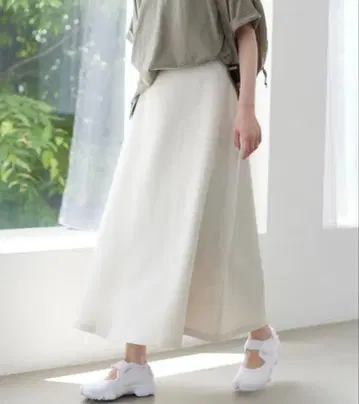 슬로브 이에나 SLOBE IENA 더블 크로스 플레어 스커트 화이트