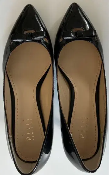 pitti 블랙 펌프스 7050 24.0