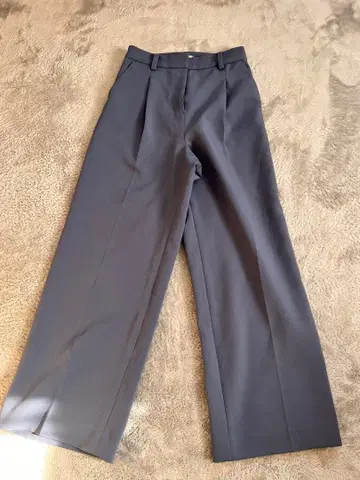 NATURAL BEAUTY BASIC 네이비 테이퍼드 크롭 팬츠