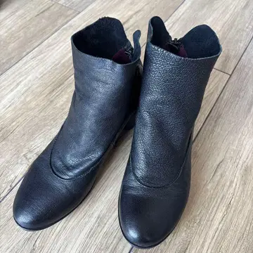 릴리밀 숏부츠 24.5cm