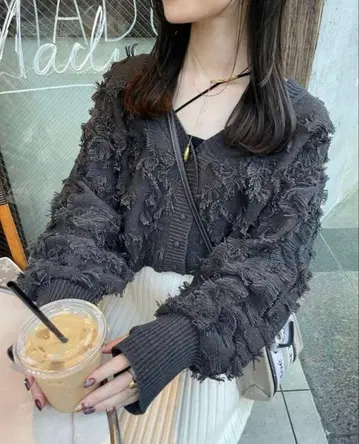 hinari 프린지 니트 숏 가디건 차콜