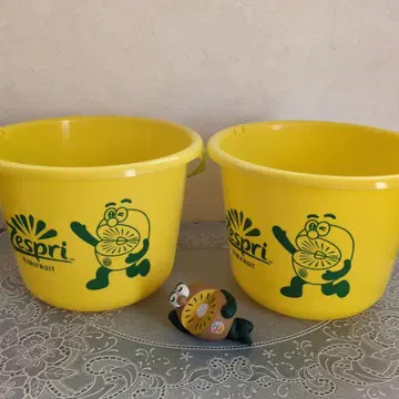 제스프리 키위 브라더스 피규어와 양동이 2개 세트