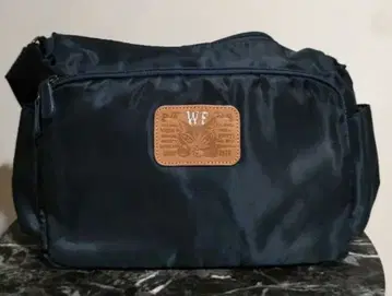 와치필드 WF 다얀 네이비 인기 레어