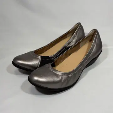 새상품 PIC&PAY 천연 가죽 외반모지 대책 펌프스 웨지힐 가죽