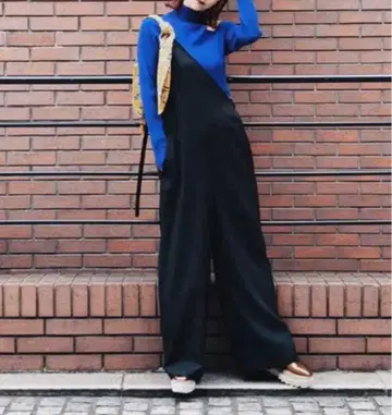 UN3D.  스카프 원숄더 올인원