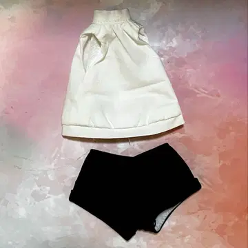 TinyFox 독향 아웃핏 2점