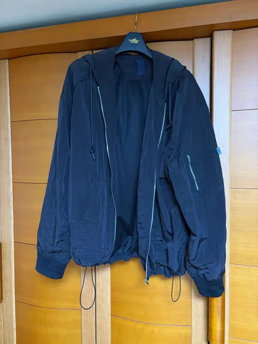 Juunj Black Nylon String Hoodie Zip-up Size L