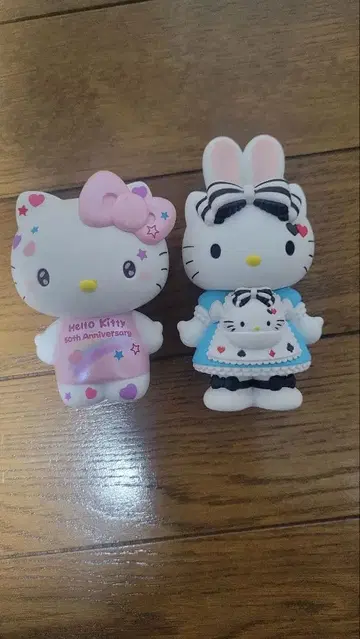 헬로키티 50주년 기념 해피 복권 피규어 A상