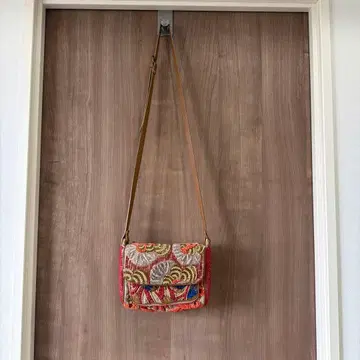 자망 퓌에슈 숄더백