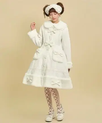 axes femme kawaii 스노우 돌체 코트 화이트