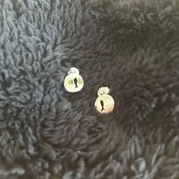 [클리오 블루] 실버 귀걸이 물고기 모티브