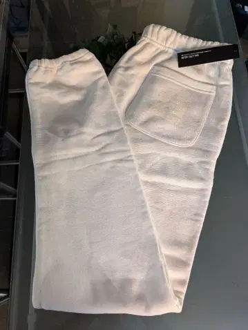 살루트헬름 남성 바지 화이트 L 미사용 새상품 스웨트 팬츠