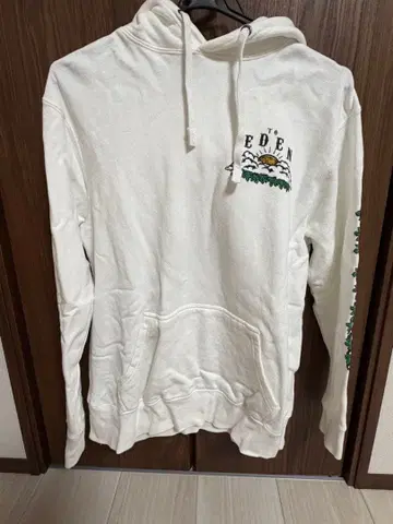 UVERworld EDEN 후드티