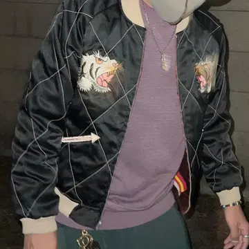 스카잔 80s 90s 호랑이 블랙 레드 동양 퀼팅