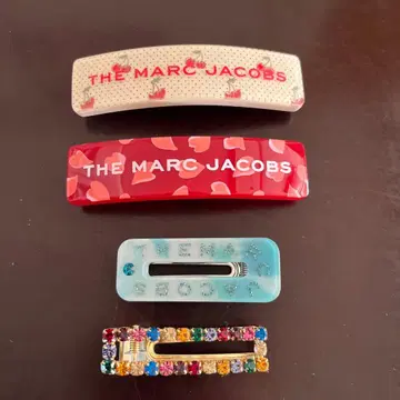THE MARC JACOBS 헤어핀 세트 4개
