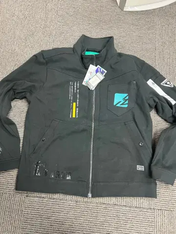 아이즈 프론티어 블랙 자켓 3L