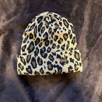 레오파드 무늬 니트 모자 punkandyo 스타일