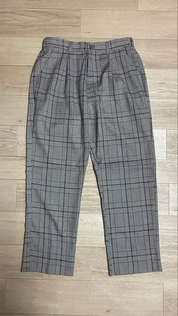 Renatila D 그레이 계열 체크 슬랙스