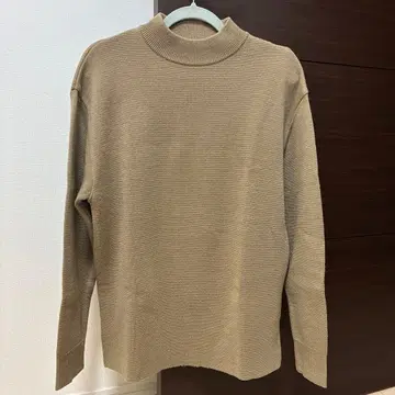 United Tokyo 울 밀라노 리브 모크넥 니트 스웨터