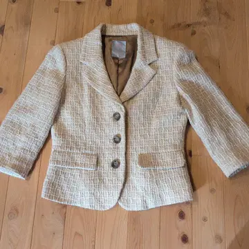 새상품급 DAMA collection 크림색 라메 자켓