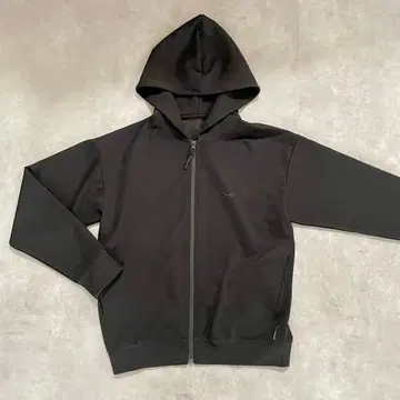 SIXPAD 리커버리 웨어 블랙 집업 후드티