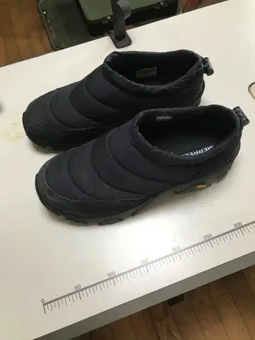 MERRELL 비브람 밑창 다운 슬립온