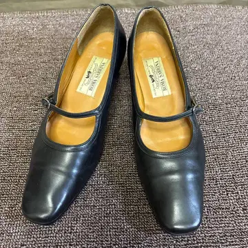 ROMA SABRINA 블랙 가죽 하이힐 펌프스