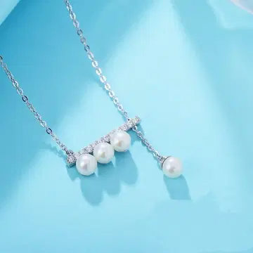 펄과 크리스탈의 목걸이