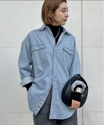 AMERICANA apstudio 별주 데님 셔츠