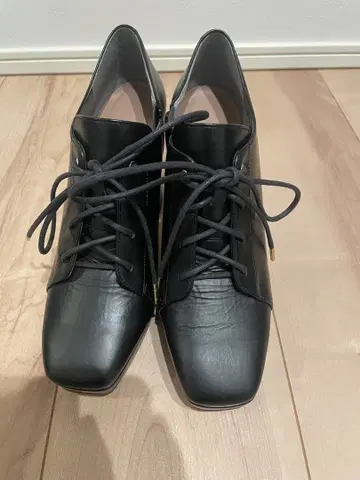 다이애나 힐 부티 스퀘어토 레이스업 22.5cm 블랙