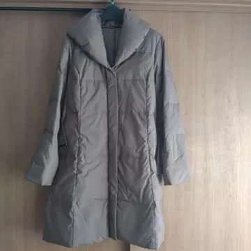 컴시즘 다운 코트 L 사이즈