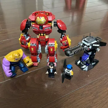 레고(LEGO) 헐크버스터 스매시업 76104 조립 완료