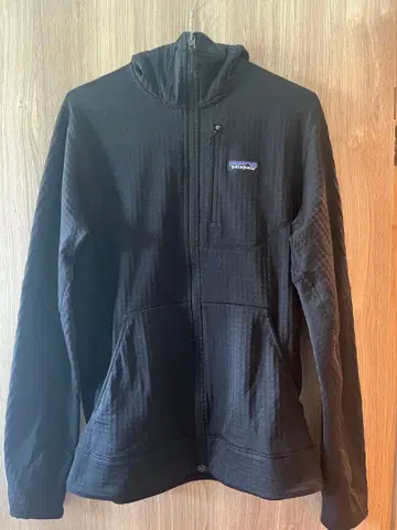 파타고니아 R1 풀 지퍼 후디 M 블랙 후드티