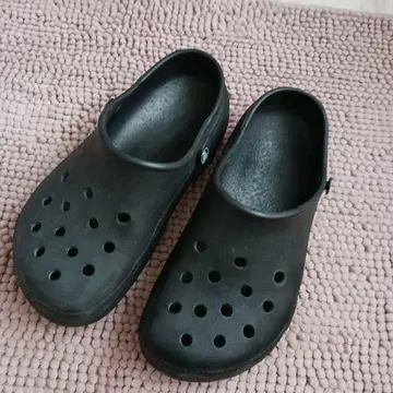 블랙 클로그 샌들 통기 구멍 포함 6/W8