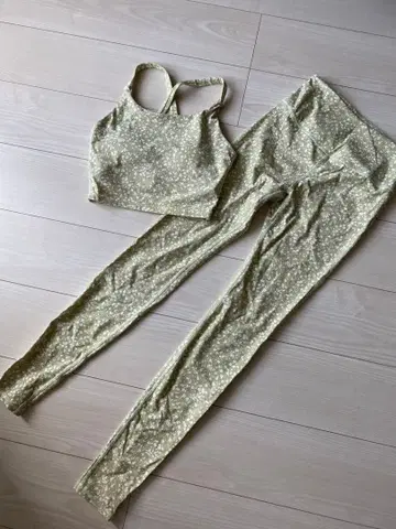 emmi 꽃무늬 스패츠 레깅스 세트