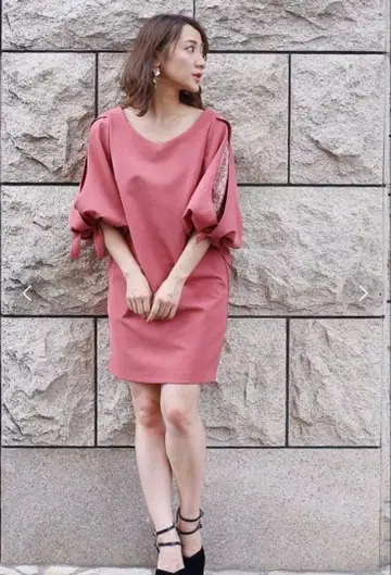 벌룬 슬리브 V넥 미니 원피스 핑크
